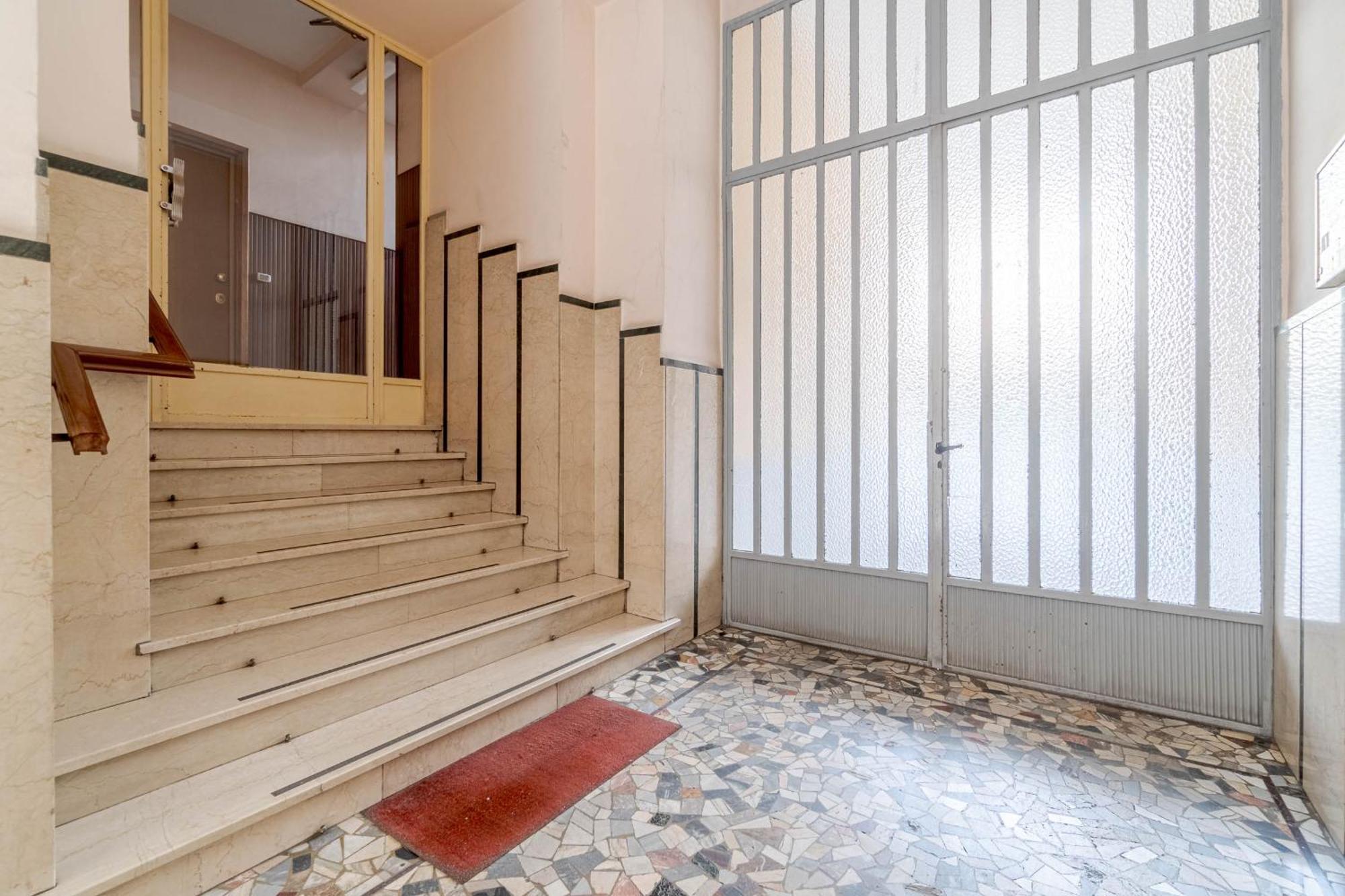 Mm Pozzo Strada Mini Subway Studio Турин Экстерьер фото